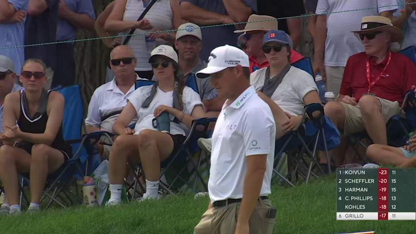 Emiliano Grillo sinks 6-foot putt for birdie on No. 12 at 3M Open