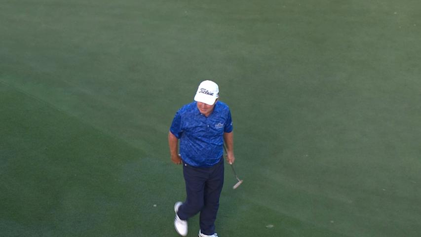 Gene Sauers sinks lengthy birdie putt at Oasis Championship