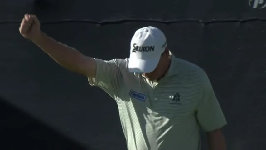 Joe Durant pours in closing birdie putt at Sanford International