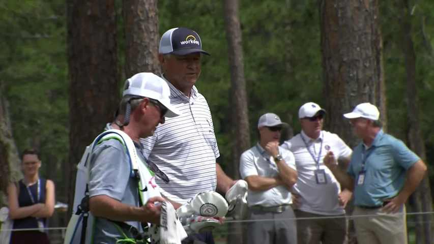 Davis Love III gets up-and-down for birdie at FURYK & FRIENDS