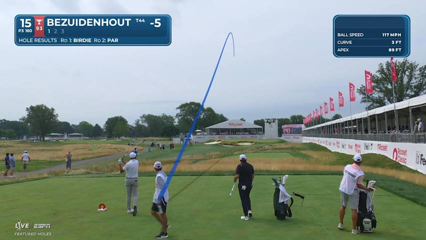 Christiaan Bezuidenhout sinks 21-foot birdie putt on No. 15 at Rocket Classic