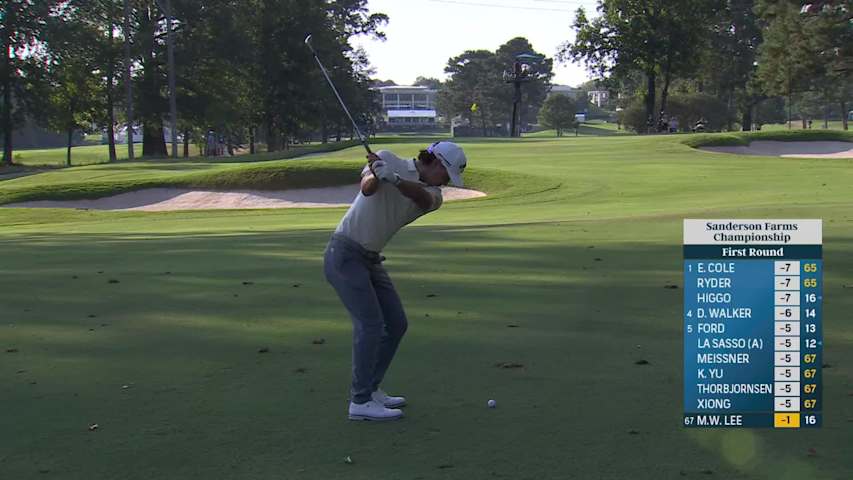 Min Woo Lee hits 89-yard approach to 4 feet, sets up birdie on No. 17 at Sanderson Farms