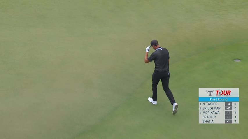 Ludvig Åberg holes out for birdie from 70-feet on No. 1 at TOUR Championship