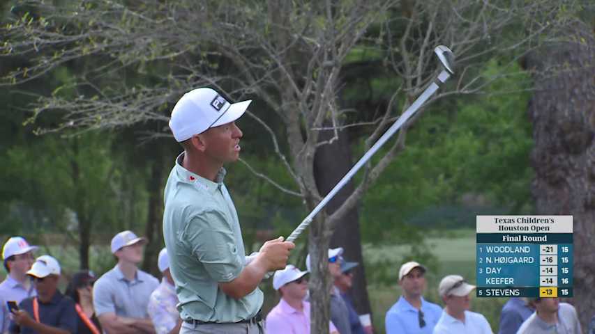 Sam Stevens sinks 1-foot birdie putt on No. 16 at Texas Children's
