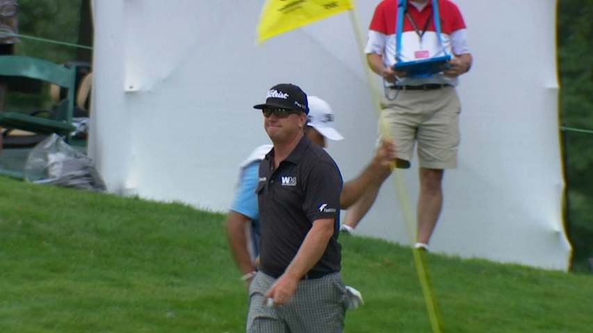 Charley Hoffman cards birdie on No. 11 at Bridgestone