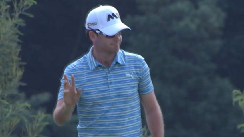 Josh Geary leads the Yulongwan Yunnan Open