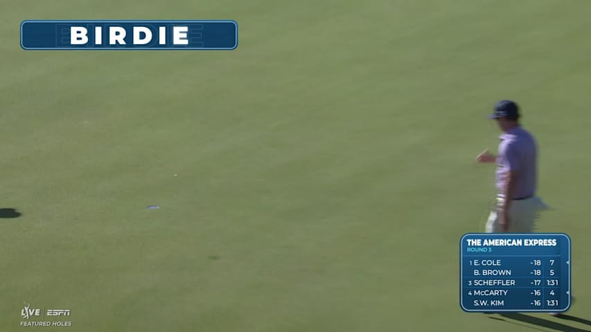 Zach Johnson sinks 24-foot birdie putt on No. 4 at The American Express