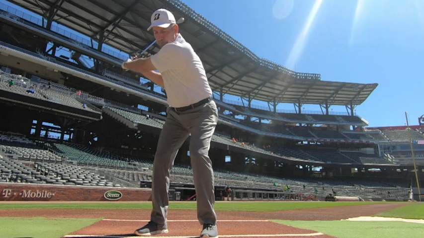 John Smoltz visits the Braves before Mitsubishi Electric Classic