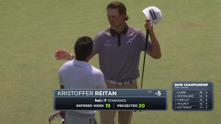 Kristoffer Reitan drains 9-foot birdie putt on No. 18 at BMW Championship