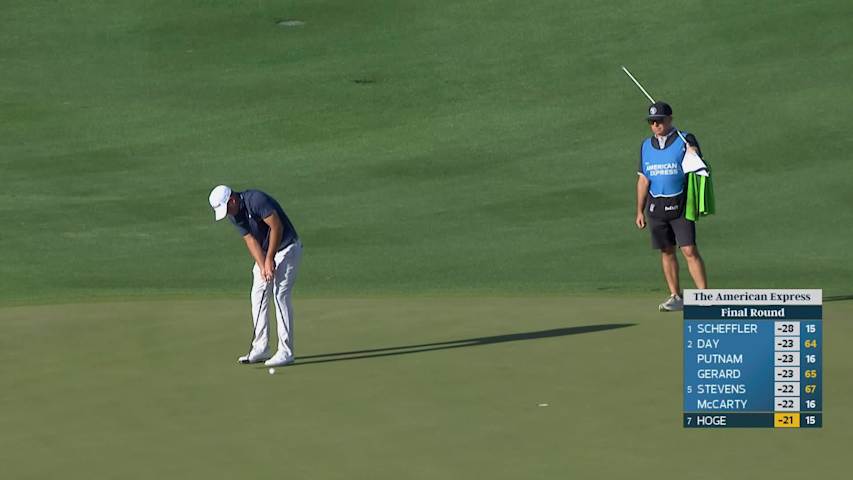 Tom Hoge pours in 14-foot birdie putt on No. 16 at The American Express