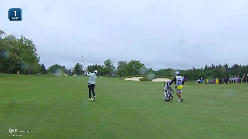 Viktor Hovland holes 19-foot approach for birdie on No. 1 at RBC Canadian