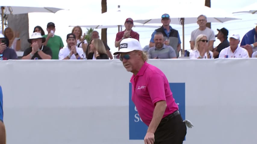 Miguel Angel Jiménez makes birdie on No. 17 at Charles Schwab Cup Championship
