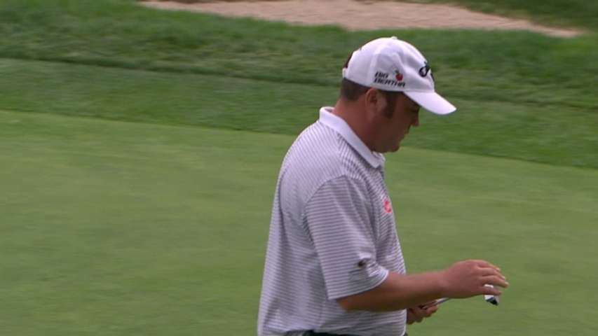 Andrew Svoboda’s putt falls in for birdie from 20 feet at Farmers