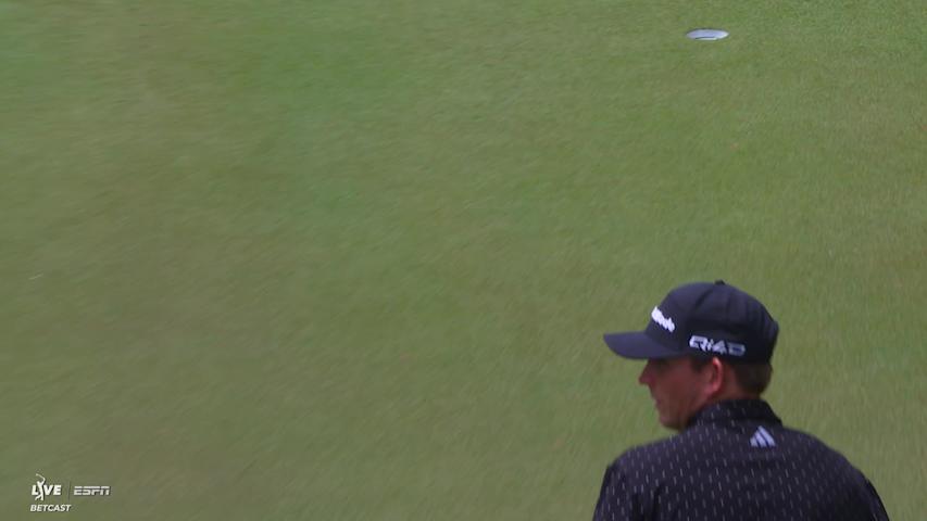 Matt McCarty sinks 42-foot birdie putt on No. 14 at RBC Heritage