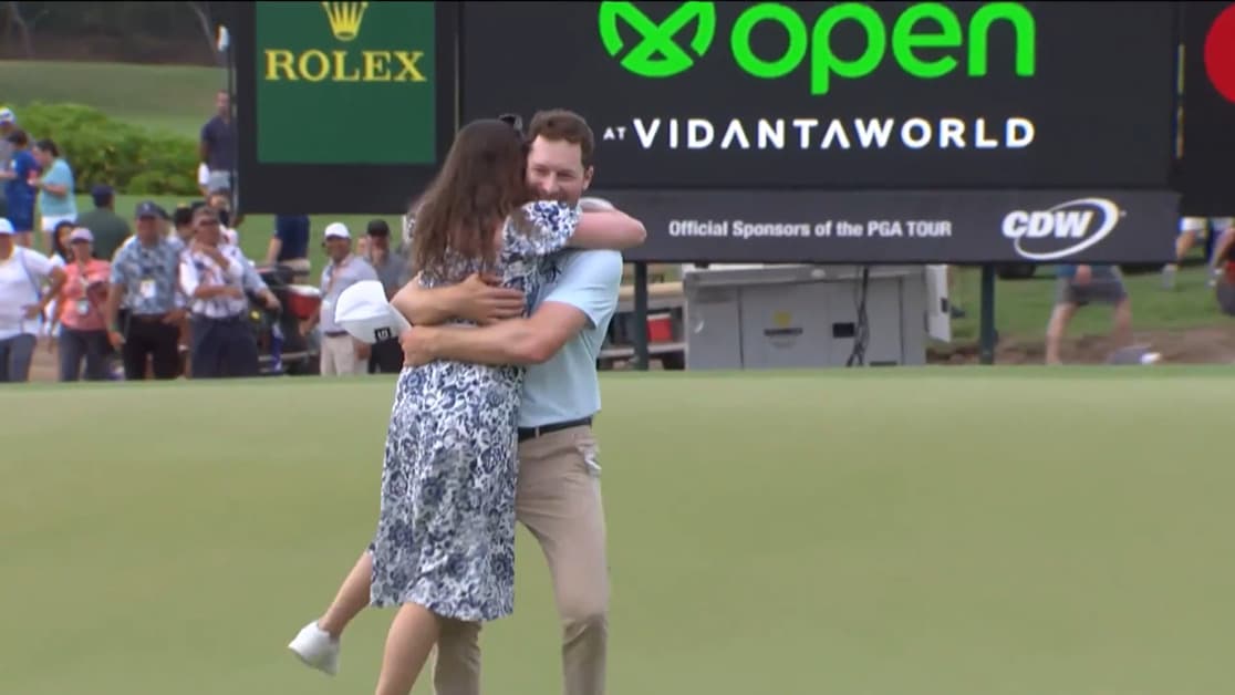 Brian Campbell gets lucky break off trees and wins the Mexico Open