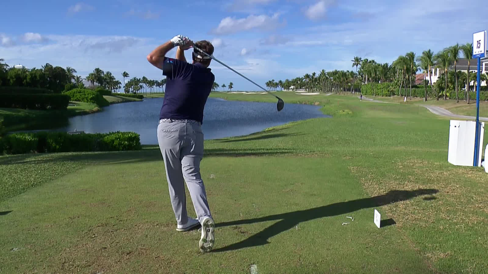 Taylor Dickson | Round 4 | 15th hole | Shot 1 | 2026 Bahamas Classic Atlantis