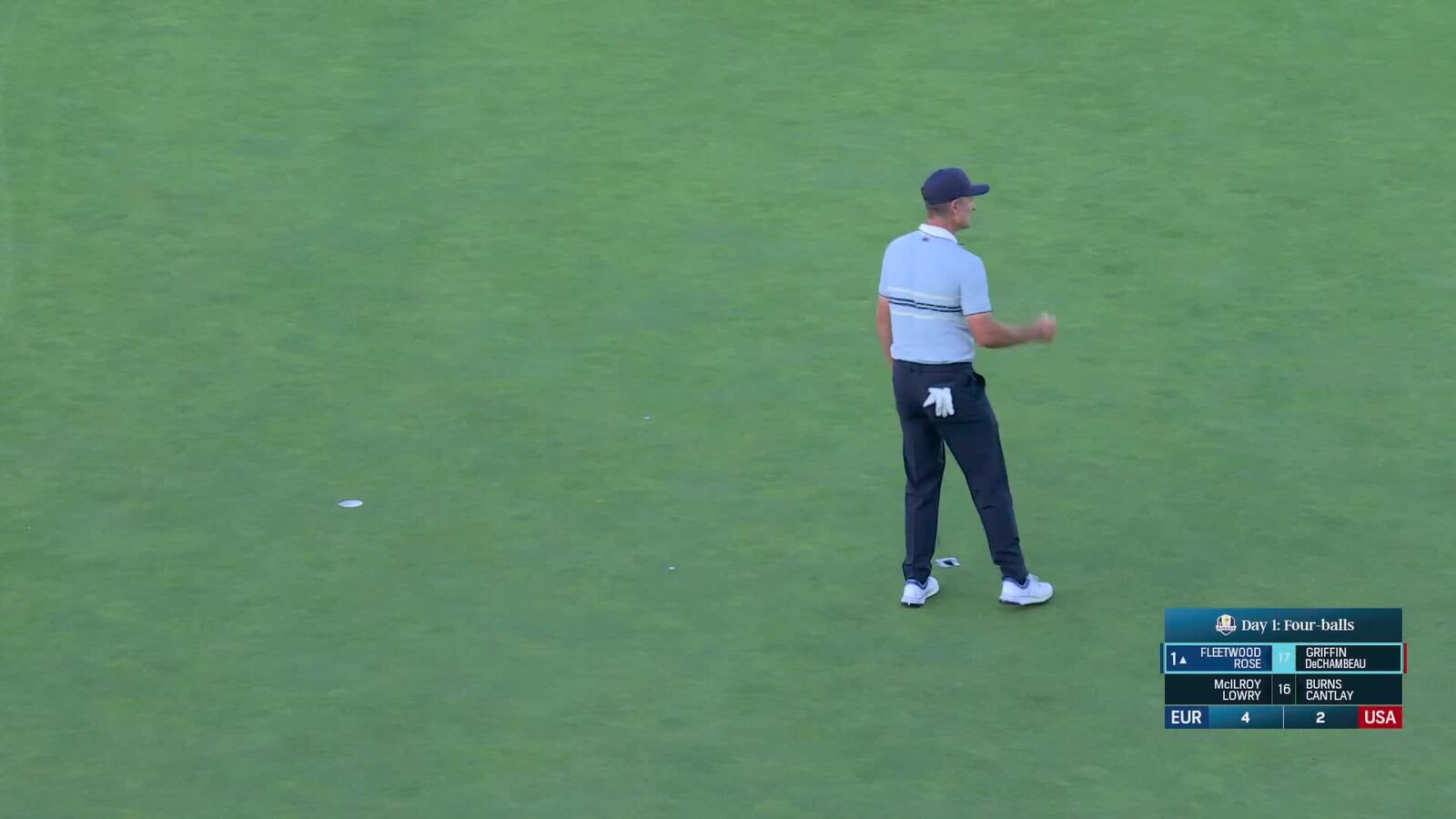 Justin Rose walks in sixth birdie in eight holes