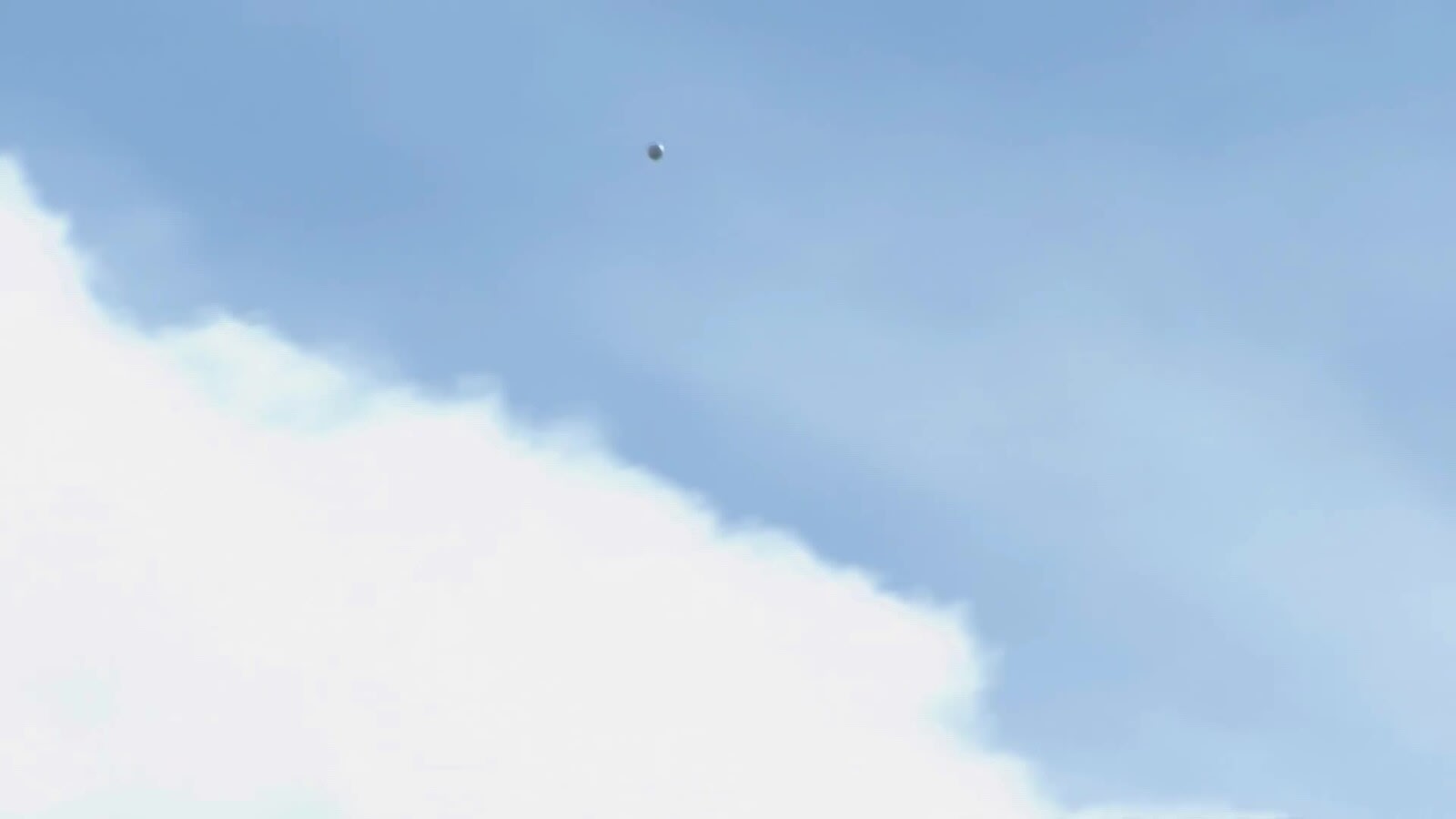 Charley Hull almost holes approach shot from fairway at Grant Thornton