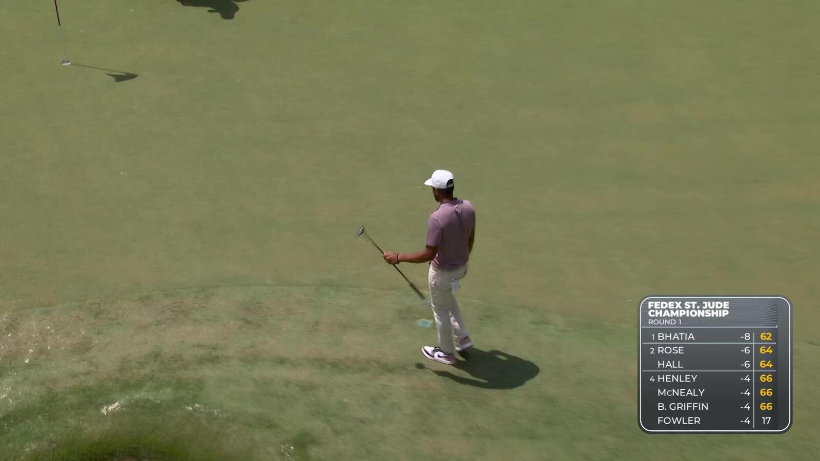 Tony Finau drains 46-foot birdie putt from the fringe at FedEx St. Jude