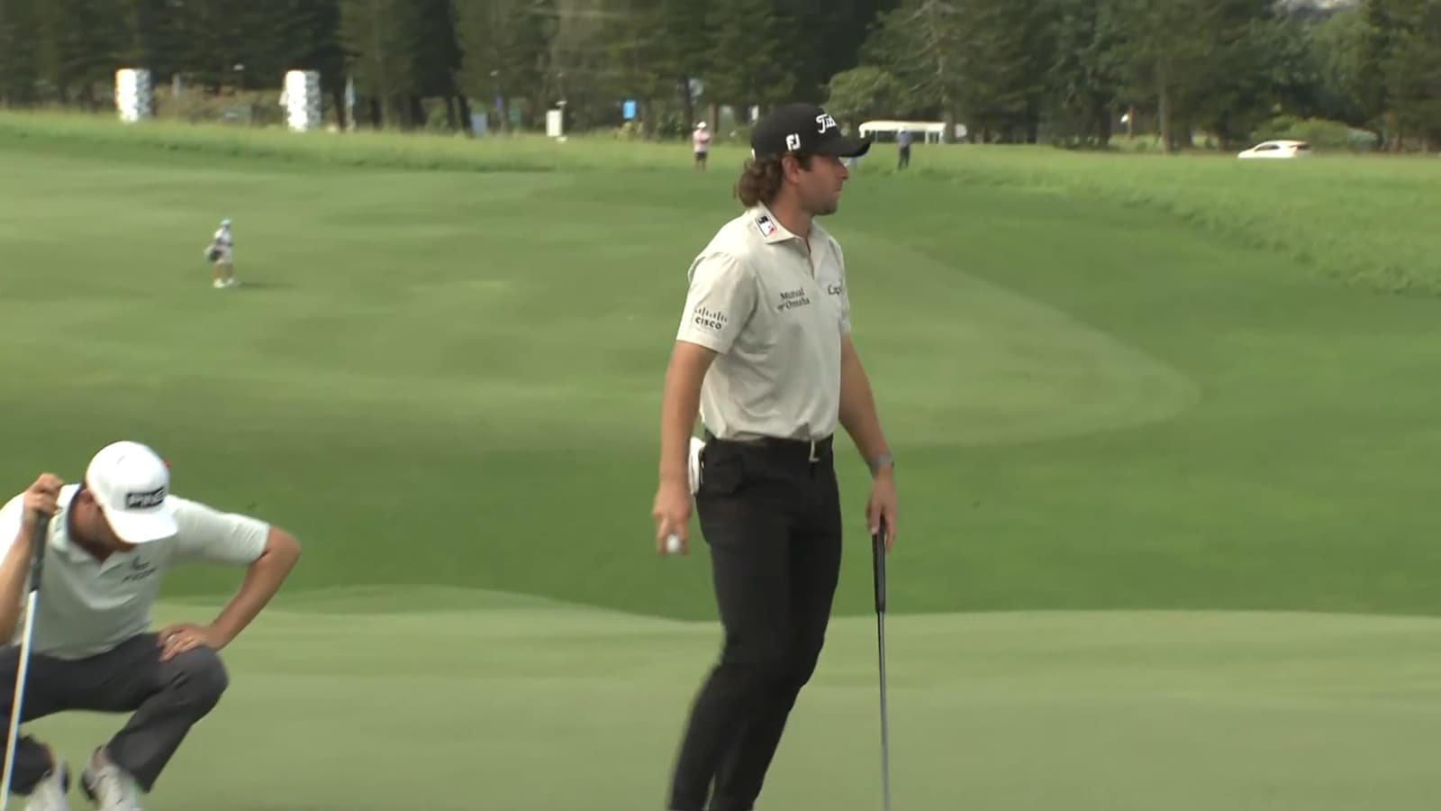 Cameron Young rolls in 16-footer for eagle at Sentry