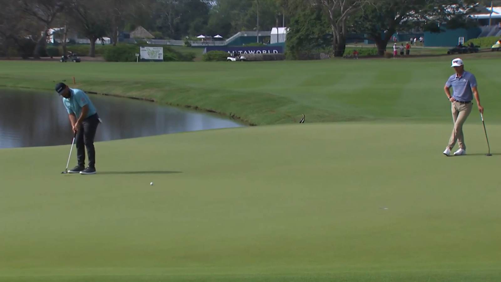 Stephan Jaeger jars 26-foot birdie putt at Mexico Open