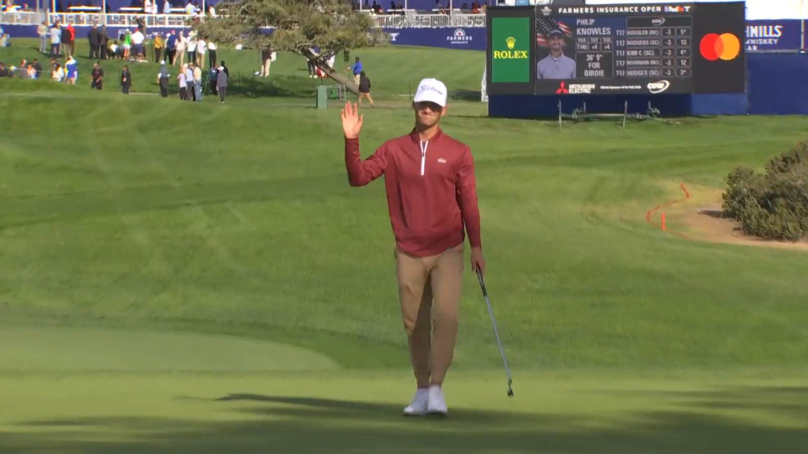 Philip Knowles holes a 36-foot birdie putt at Farmers