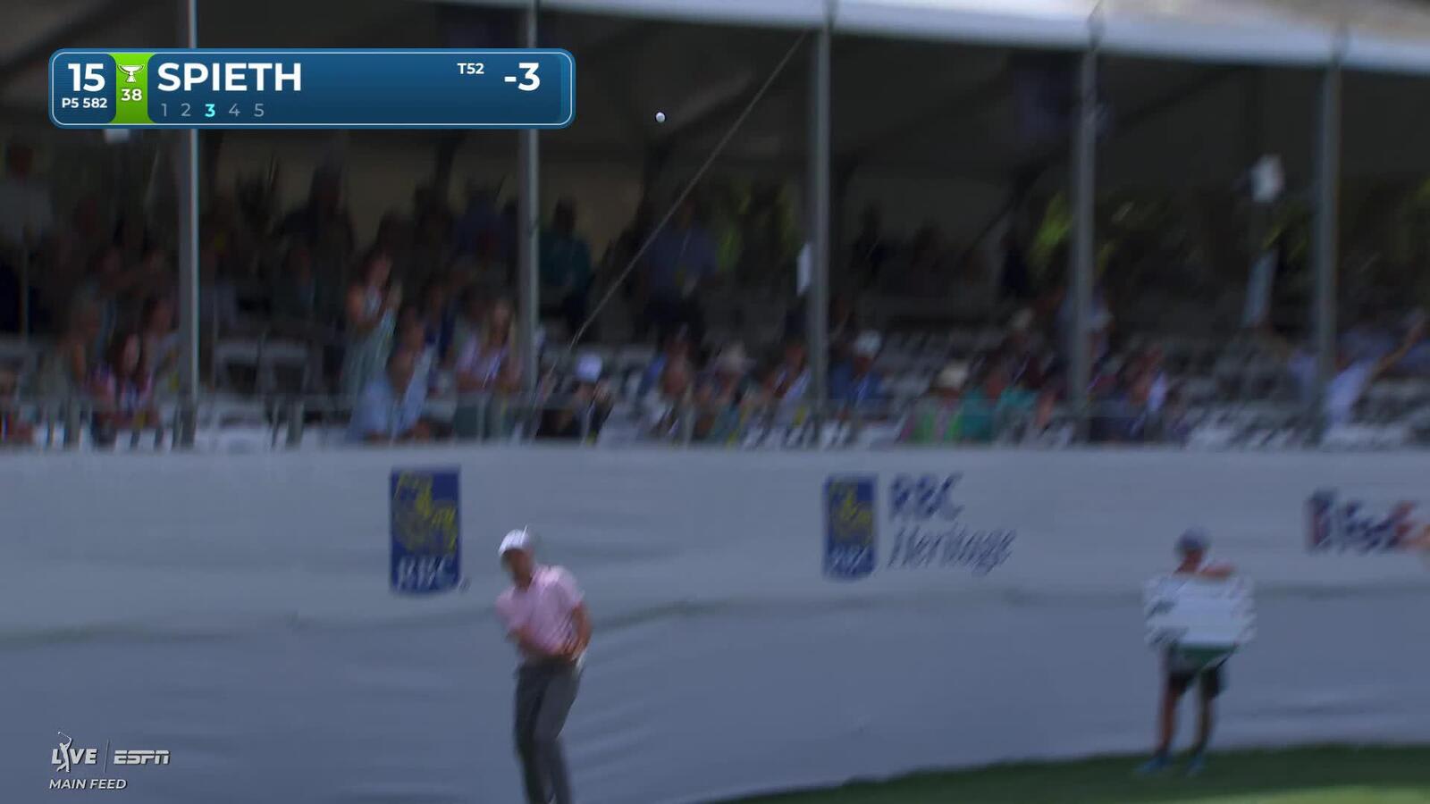 Jordan Spieth sinks 9-foot birdie putt on No. 15 at RBC Heritage