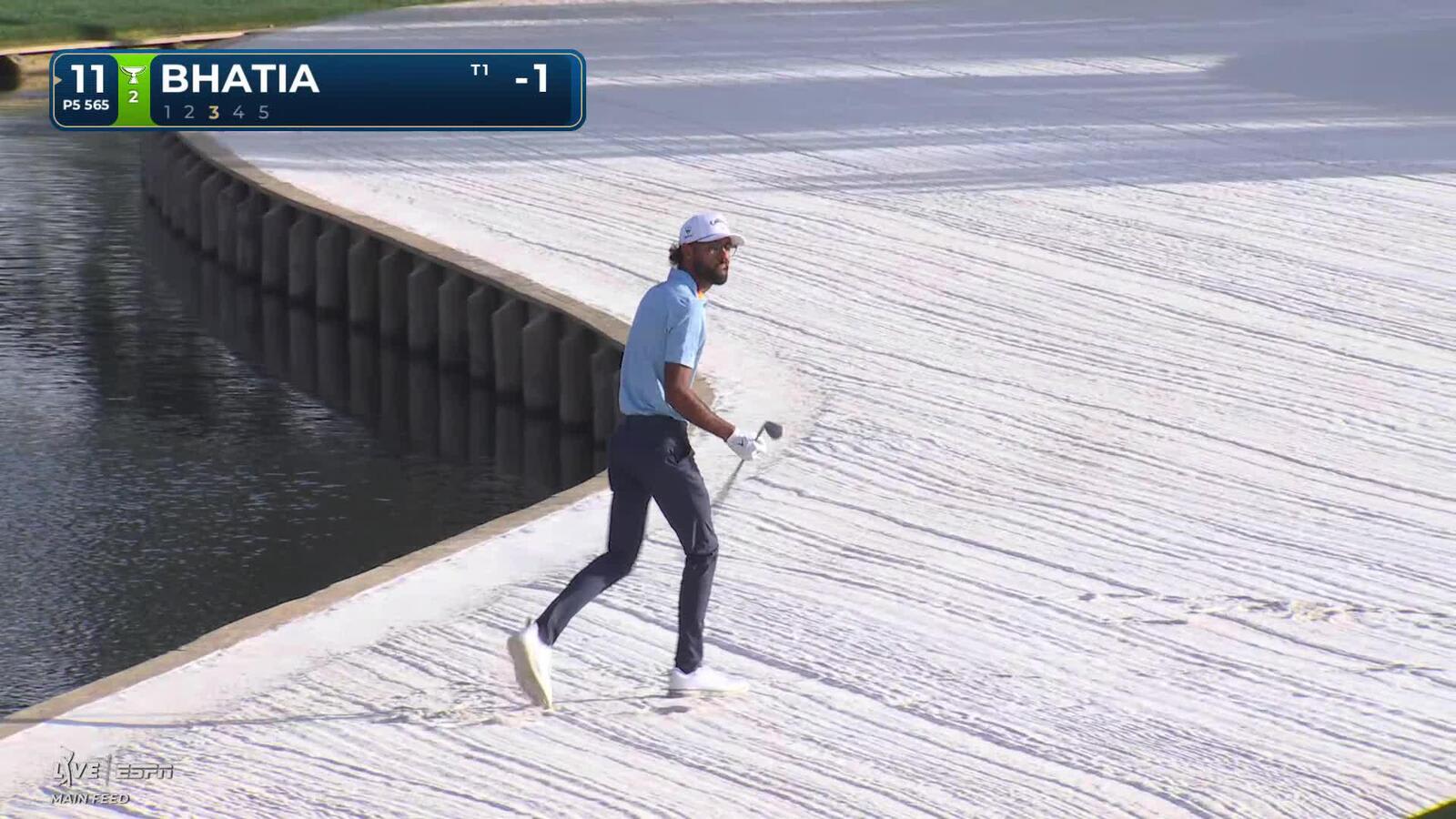 Akshay Bhatia blasts 86-yard bunker shot to 2 feet, sets up birdie on No. 11 at THE PLAYERS