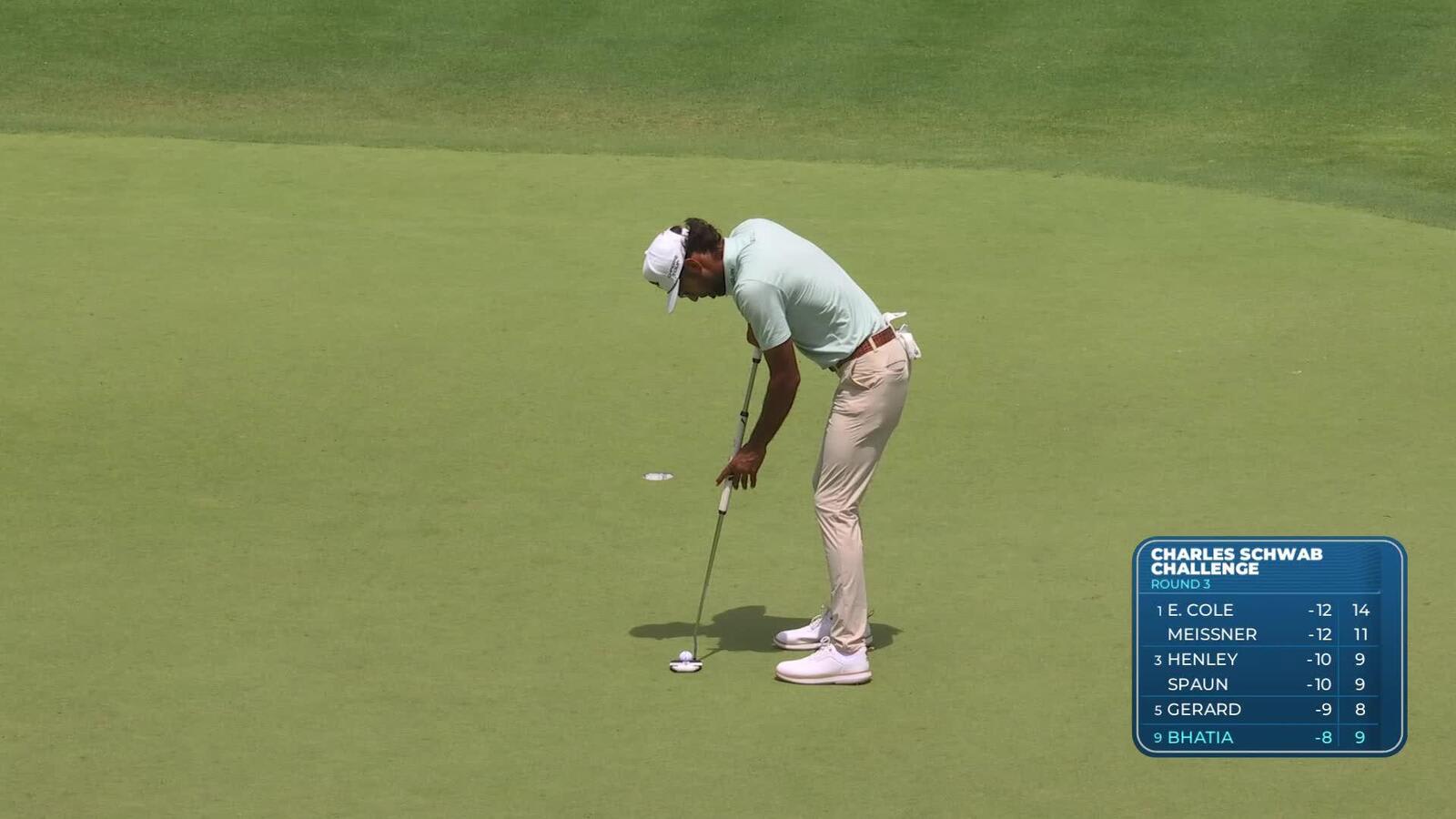 Akshay Bhatia drains 9-foot birdie putt on No. 10 at Charles Schwab