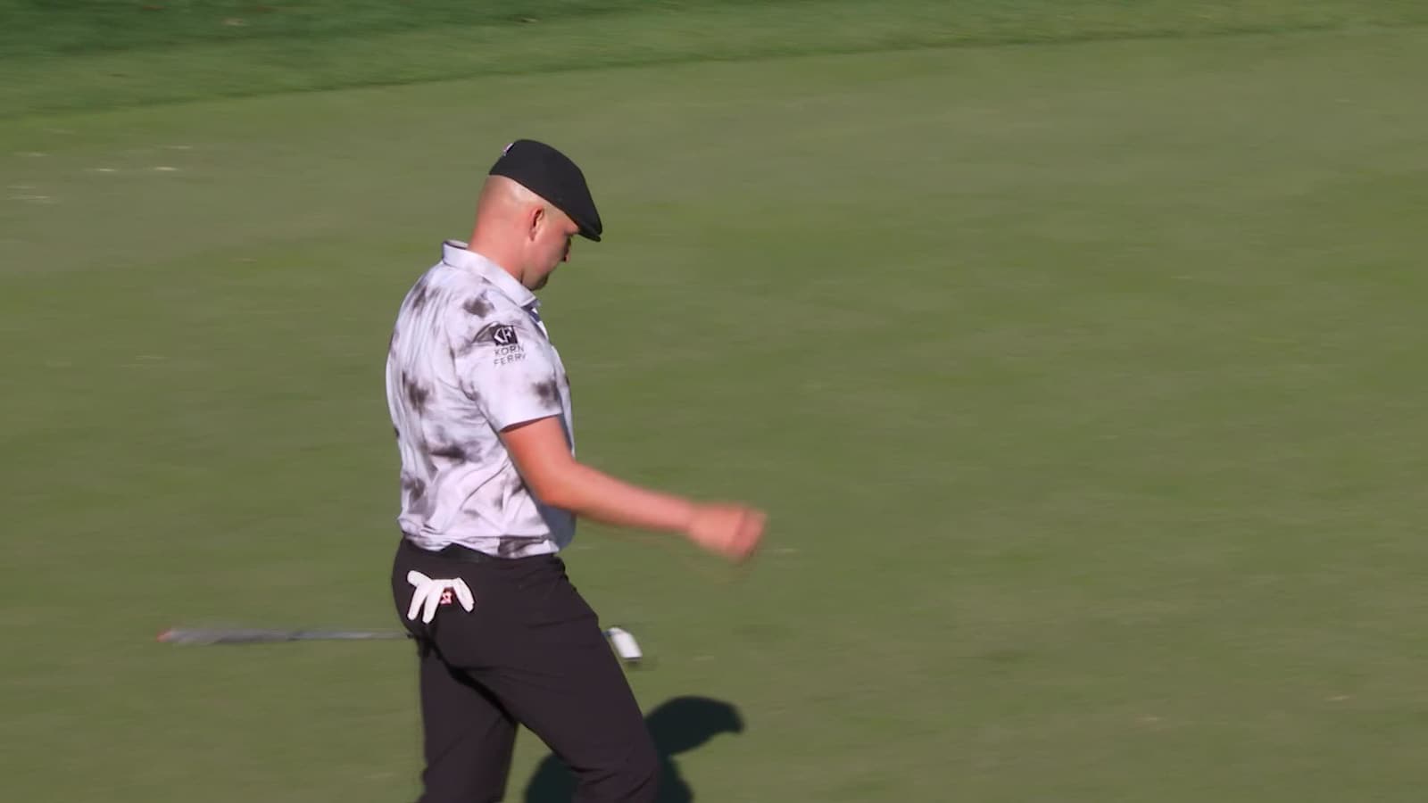 Harry Hall pours in 38-foot birdie putt at Valspar