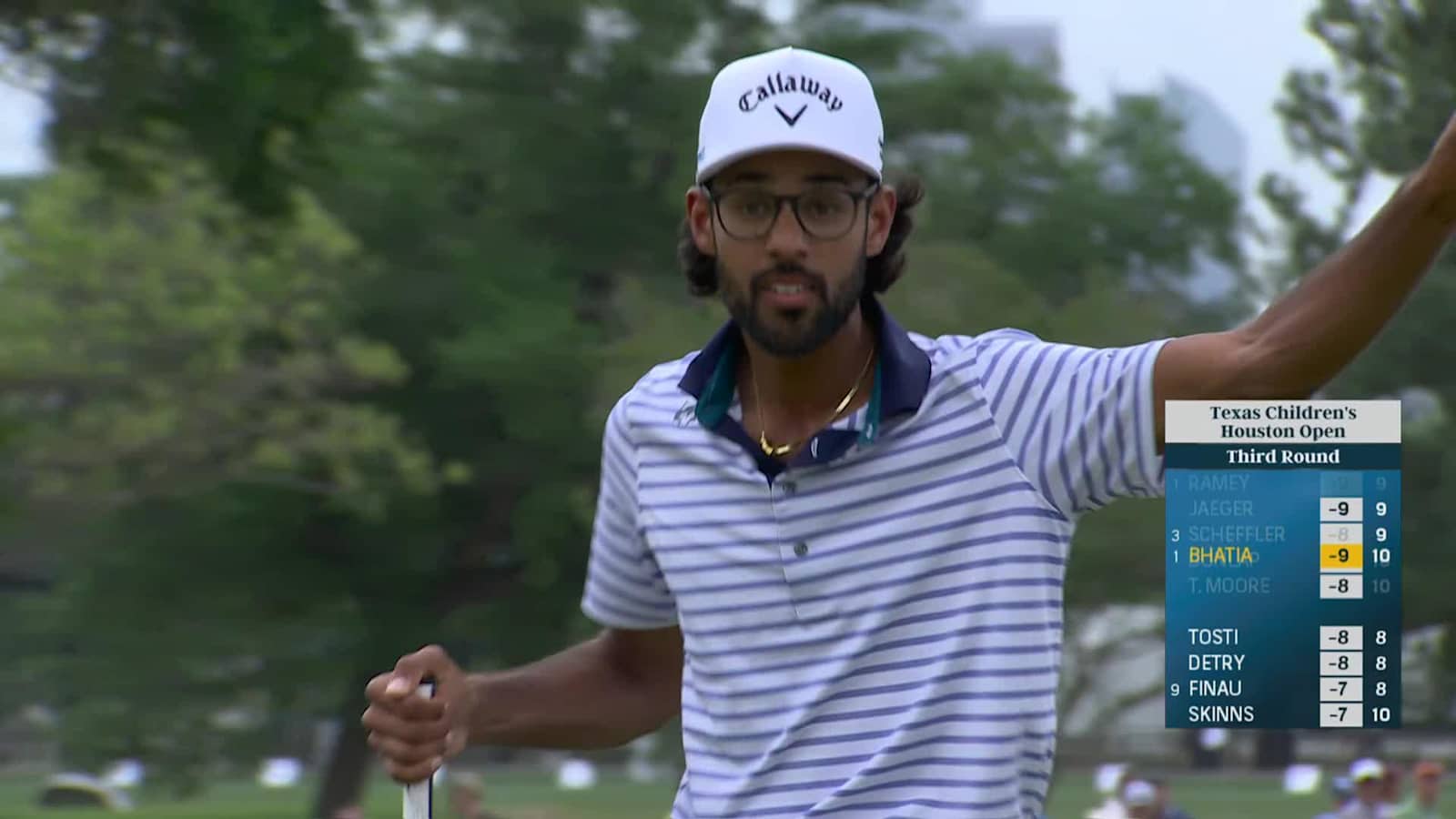Akshay Bhatia rams home 34-footer for birdie at Houston Open