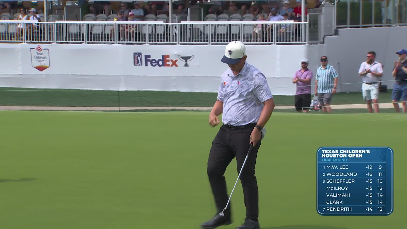 Rico Hoey makes birdie on No. 18 at Houston Open