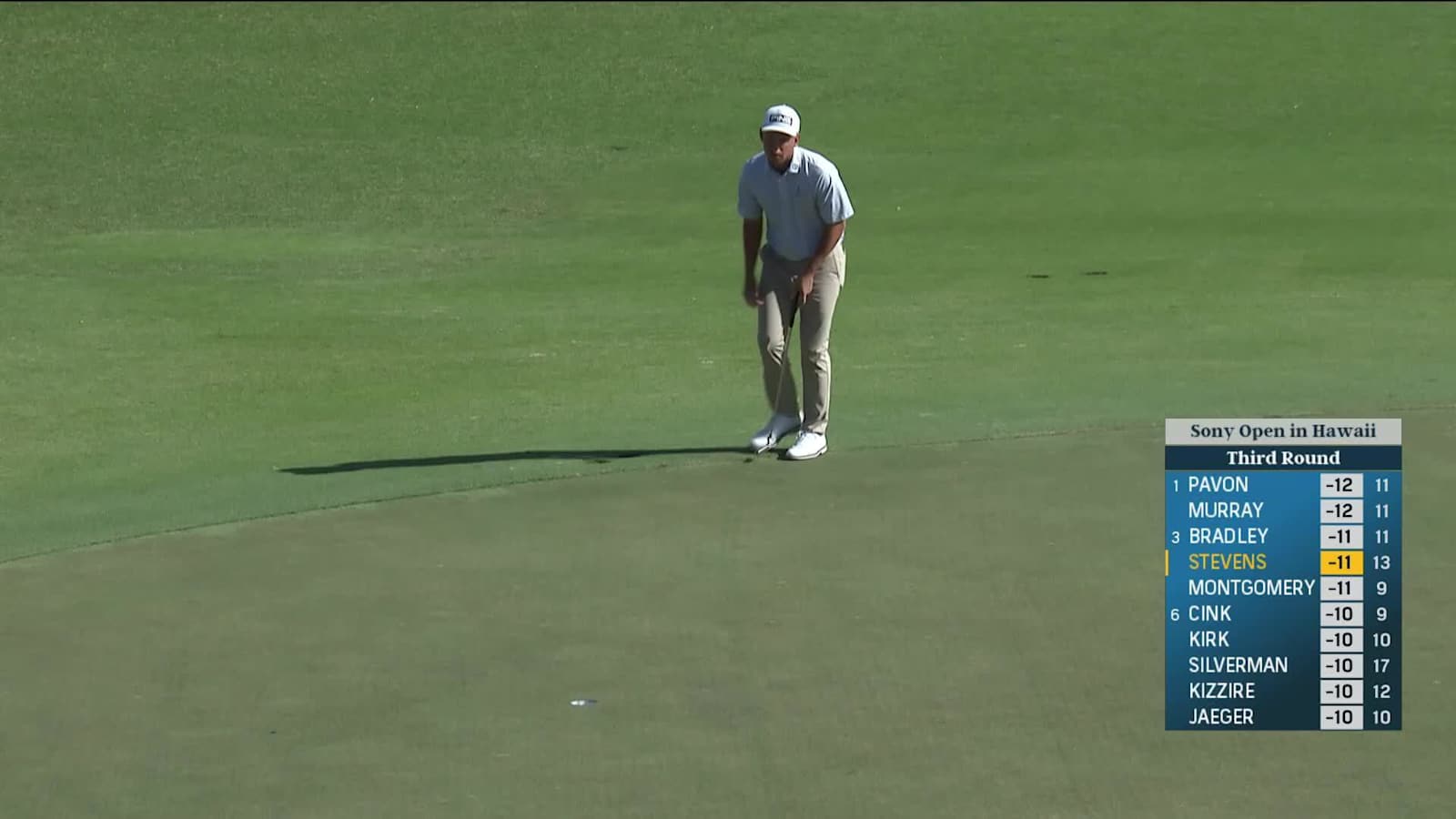 Sam Stevens drains 22-footer to birdie from the fringe at Sony Open