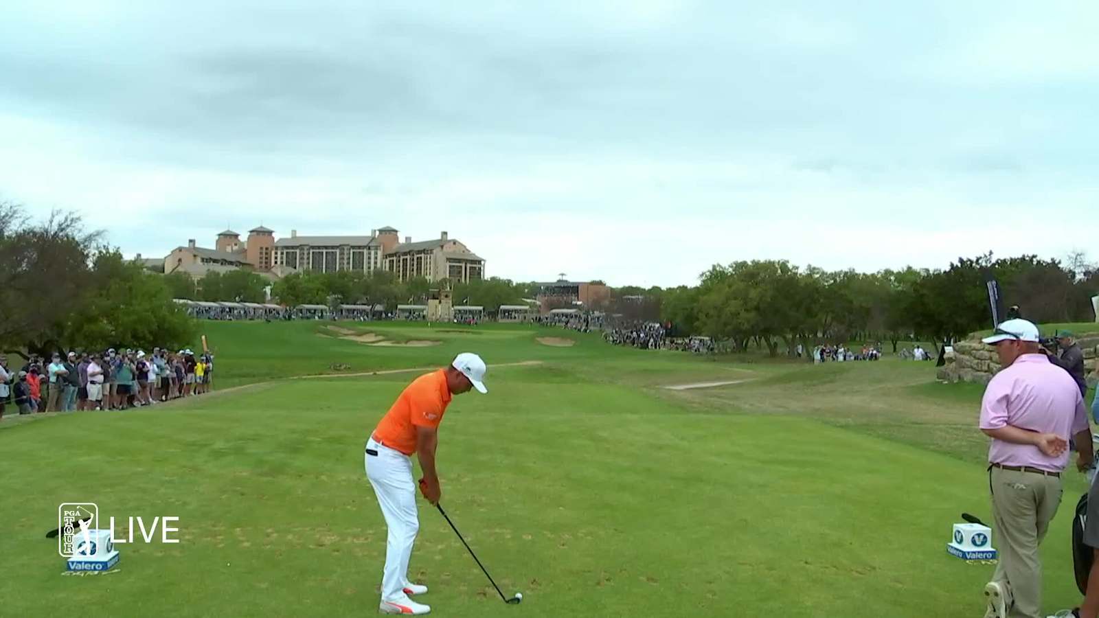 Rickie Fowler nearly aces No. 16 in Round 4 at Valero