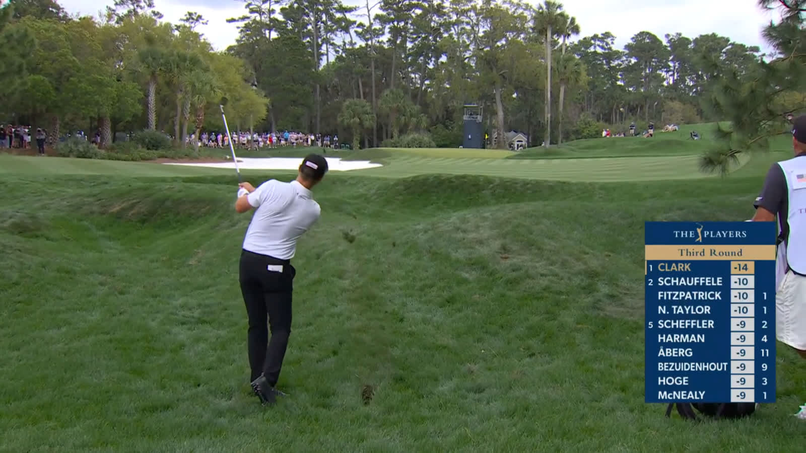 Wyndham Clark digs it out of the thick rough to set up birdie at THE PLAYERS