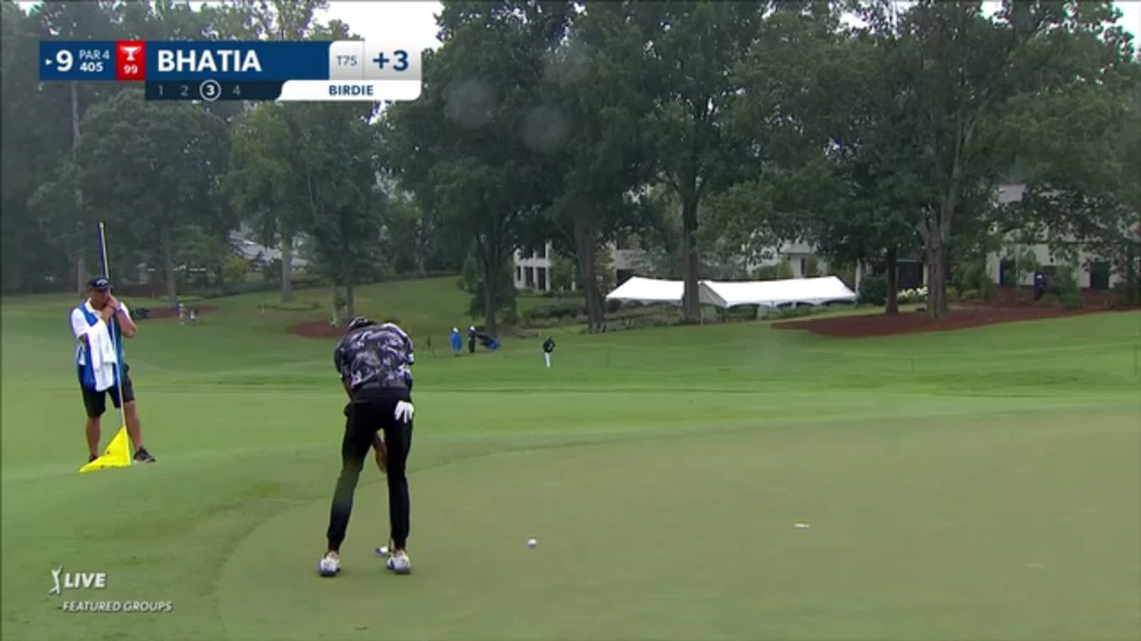 Akshay Bhatia rolls in putt for birdie at Wyndham