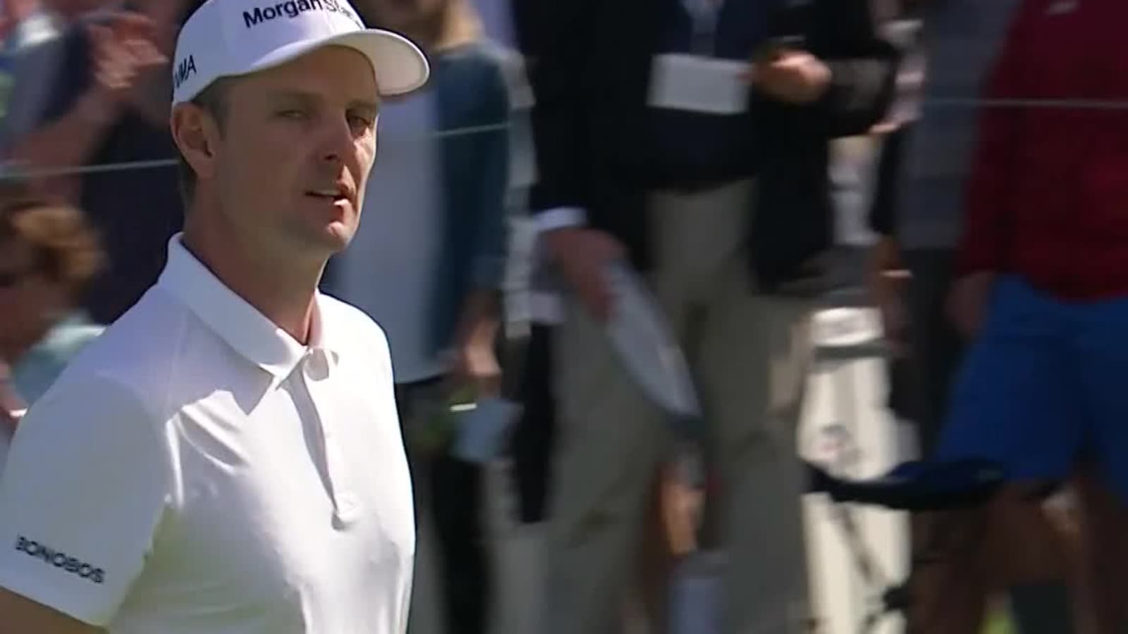 Justin Rose rolls in 14-footer for birdie at Farmers