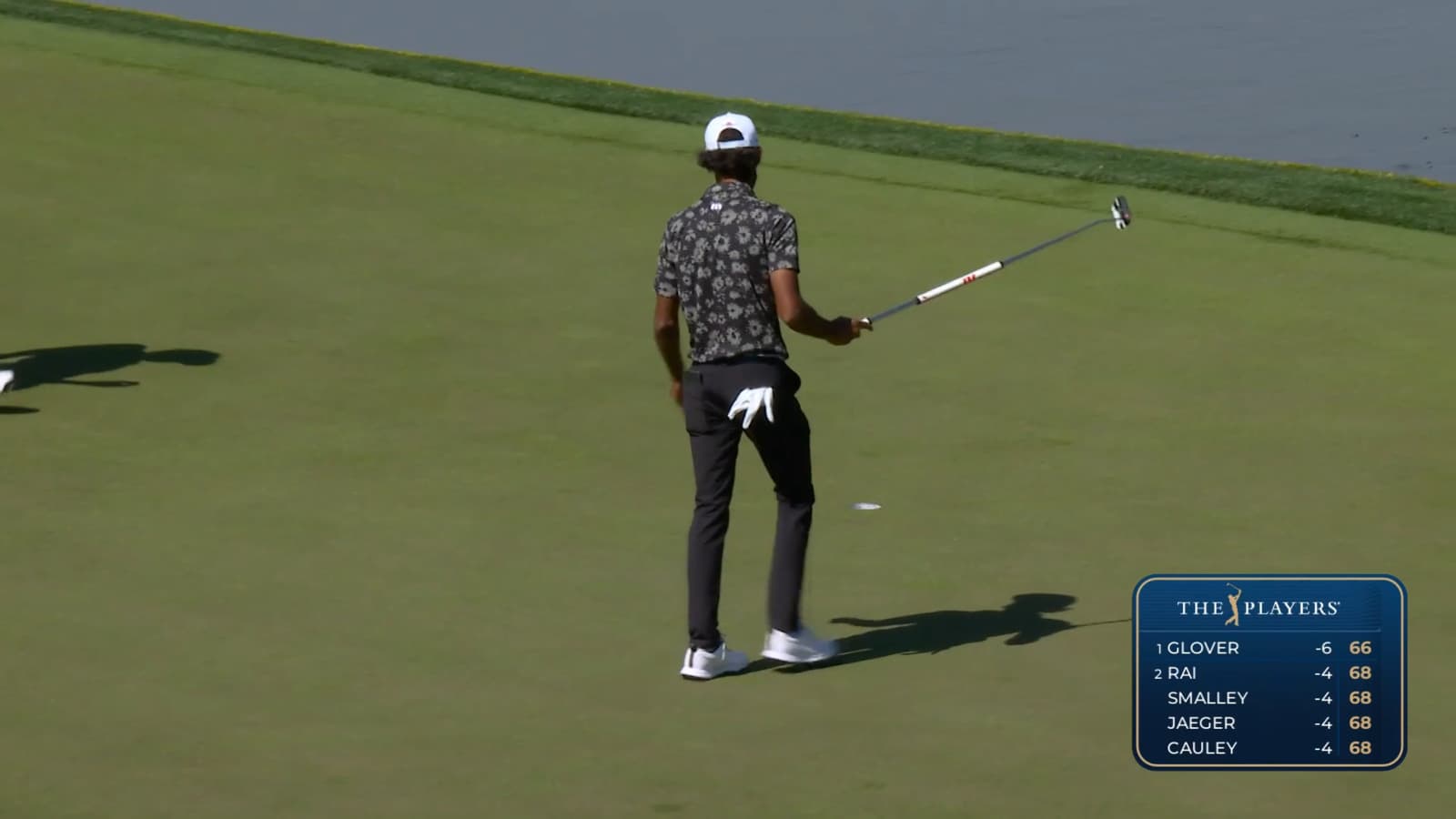 Akshay Bhatia rolls in birdie at THE PLAYERS