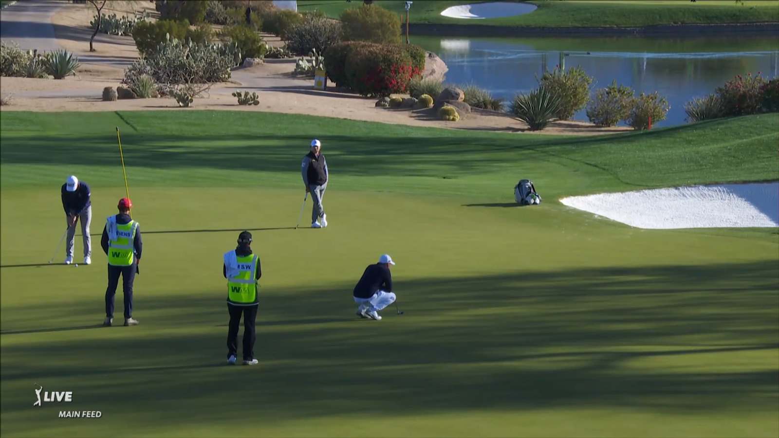 Sam Stevens sinks a 34-foot birdie putt at WM Phoenix Open