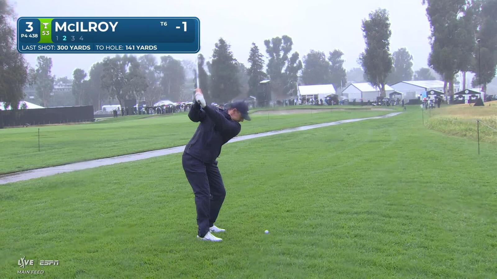 Rory McIlroy hits 137-yard approach to 13 feet, sets up birdie on No. 3 at The Genesis