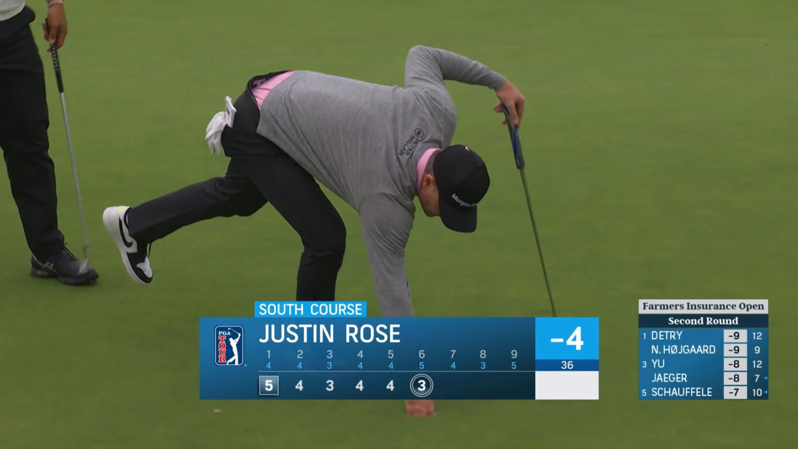 Justin Rose holes a 26-foot eagle putt at Farmers