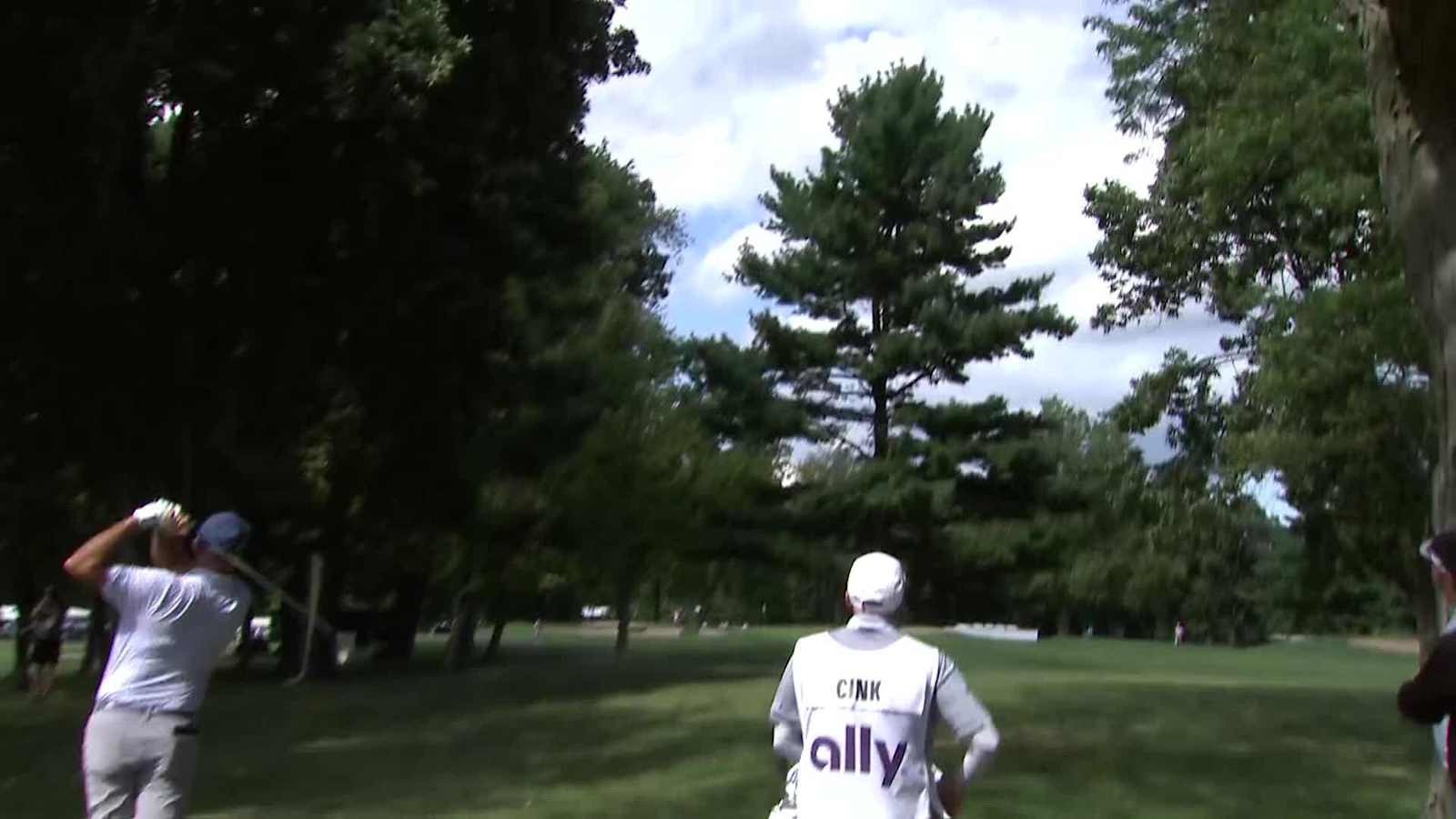 Stewart Cink makes birdie on No. 16 at The Ally Challenge