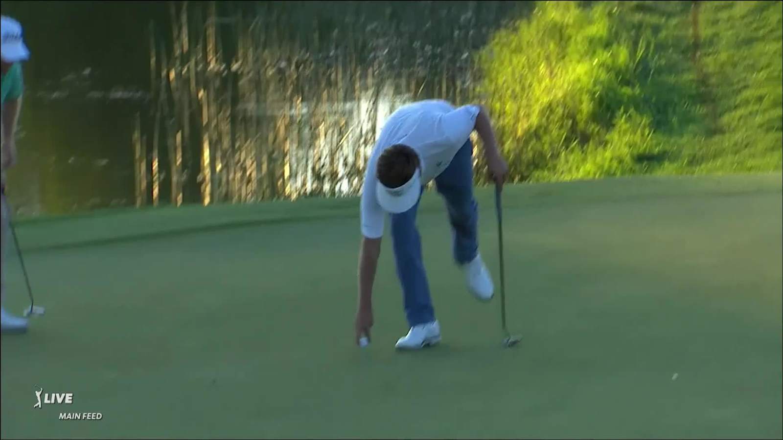 Keith Mitchell makes birdie on No. 9 at 3M Open