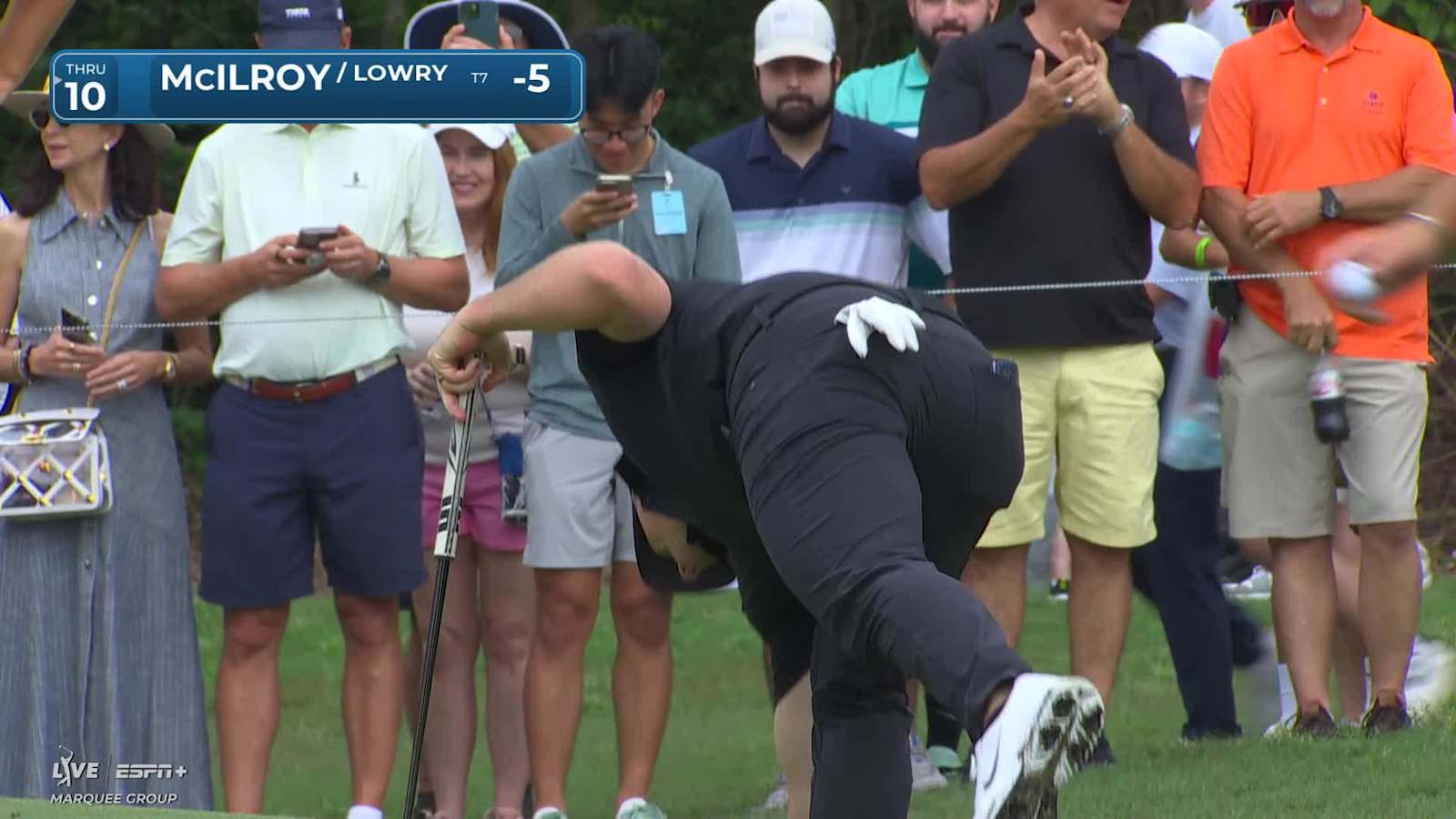 Rory McIlroy drains 20-footer for birdie at Zurich Classic