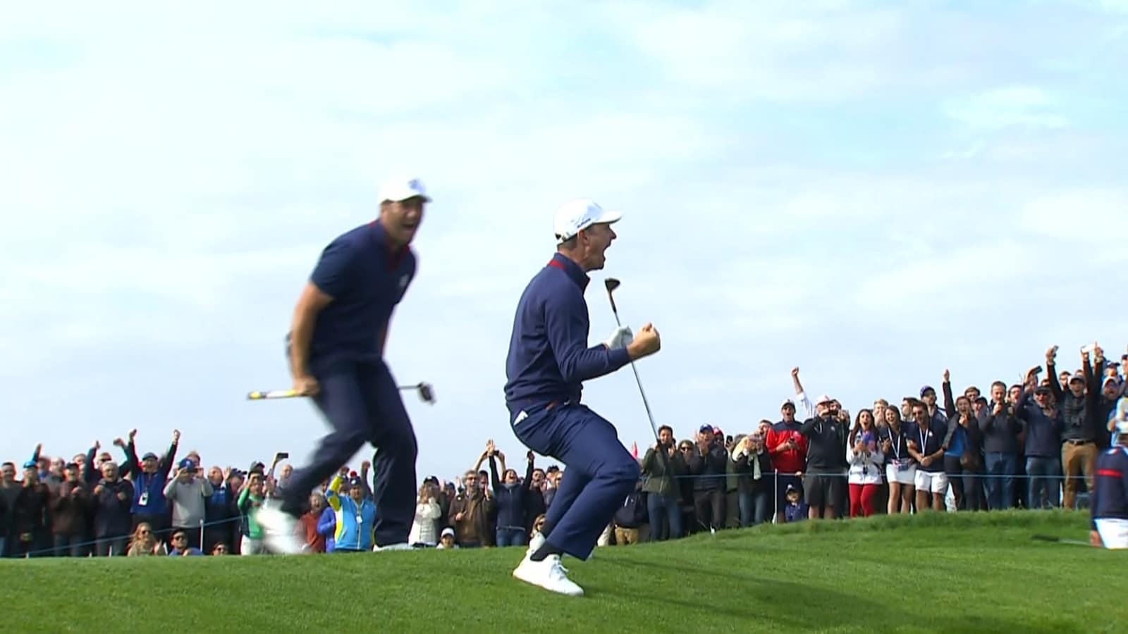 Justin Rose chips in for birdie at the Ryder Cup