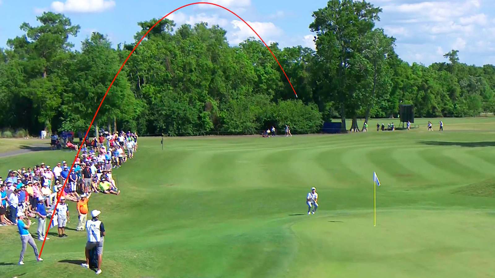 Jordan Spieth’s flop shot with shot trail at 2018 Zurich Classic