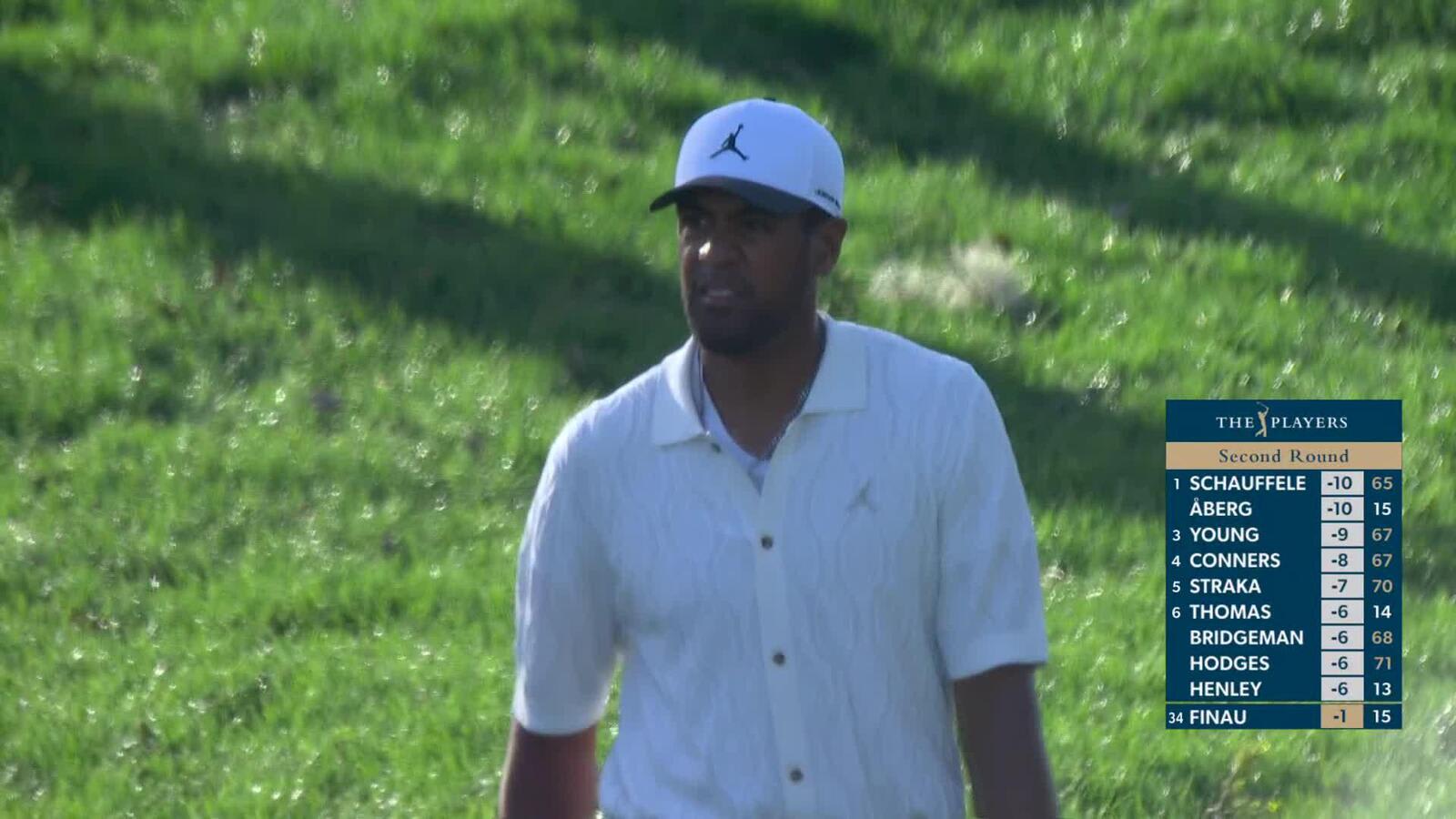 Tony Finau sinks 5-foot birdie putt on No. 16 at THE PLAYERS