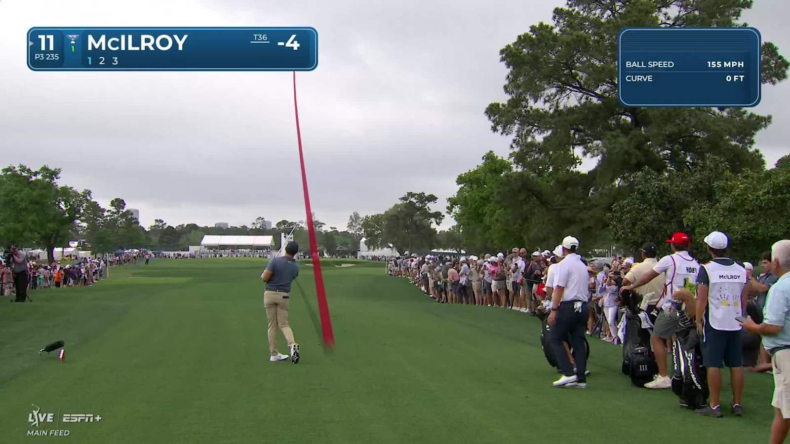 Rory McIlroy sinks a 32-foot birdie putt at Houston Open