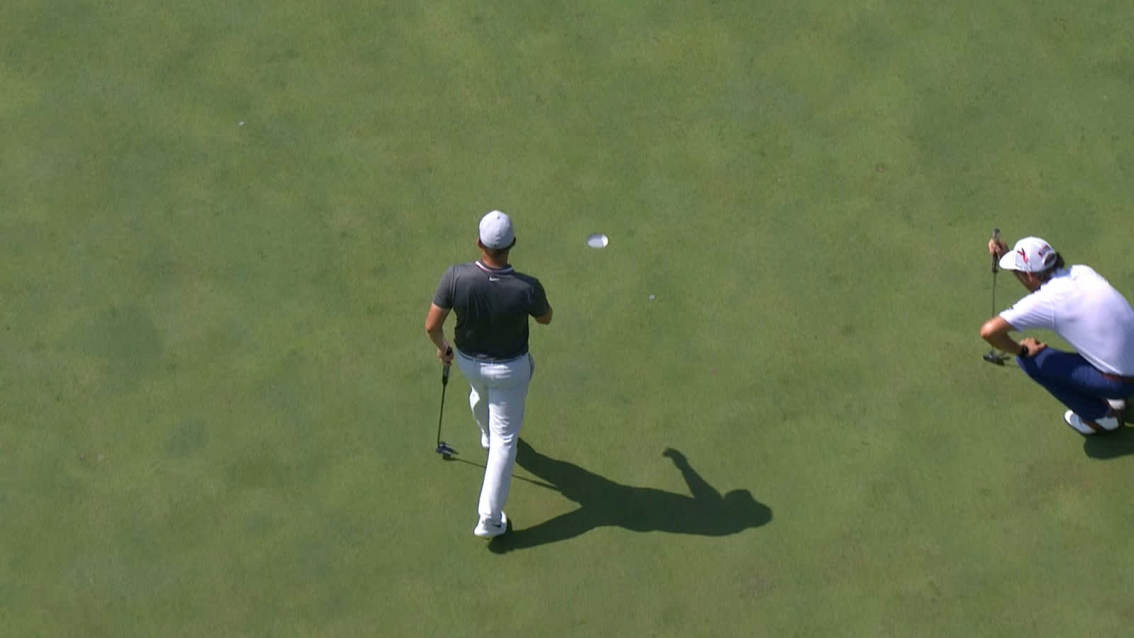 Tom Lewis sinks birdie putt at Korn Ferry Tour Championship