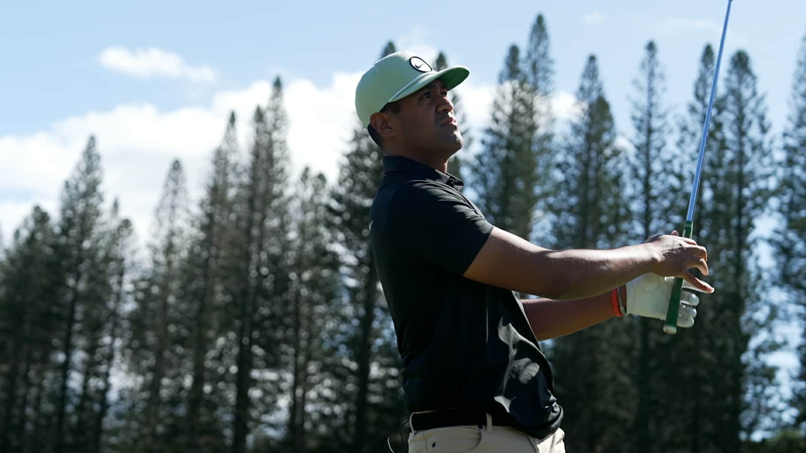 Tony Finau gives back to Maui